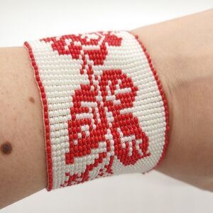 Loom Beaded Bracelets Pearl & Red Roses